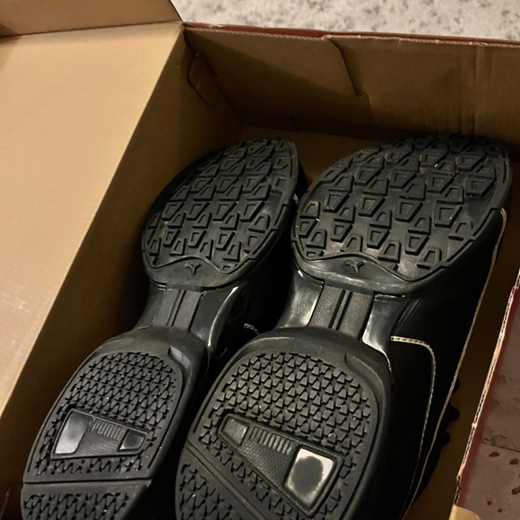 Men/boys Puma performance sneaker size 11 - Picture 3 of 9